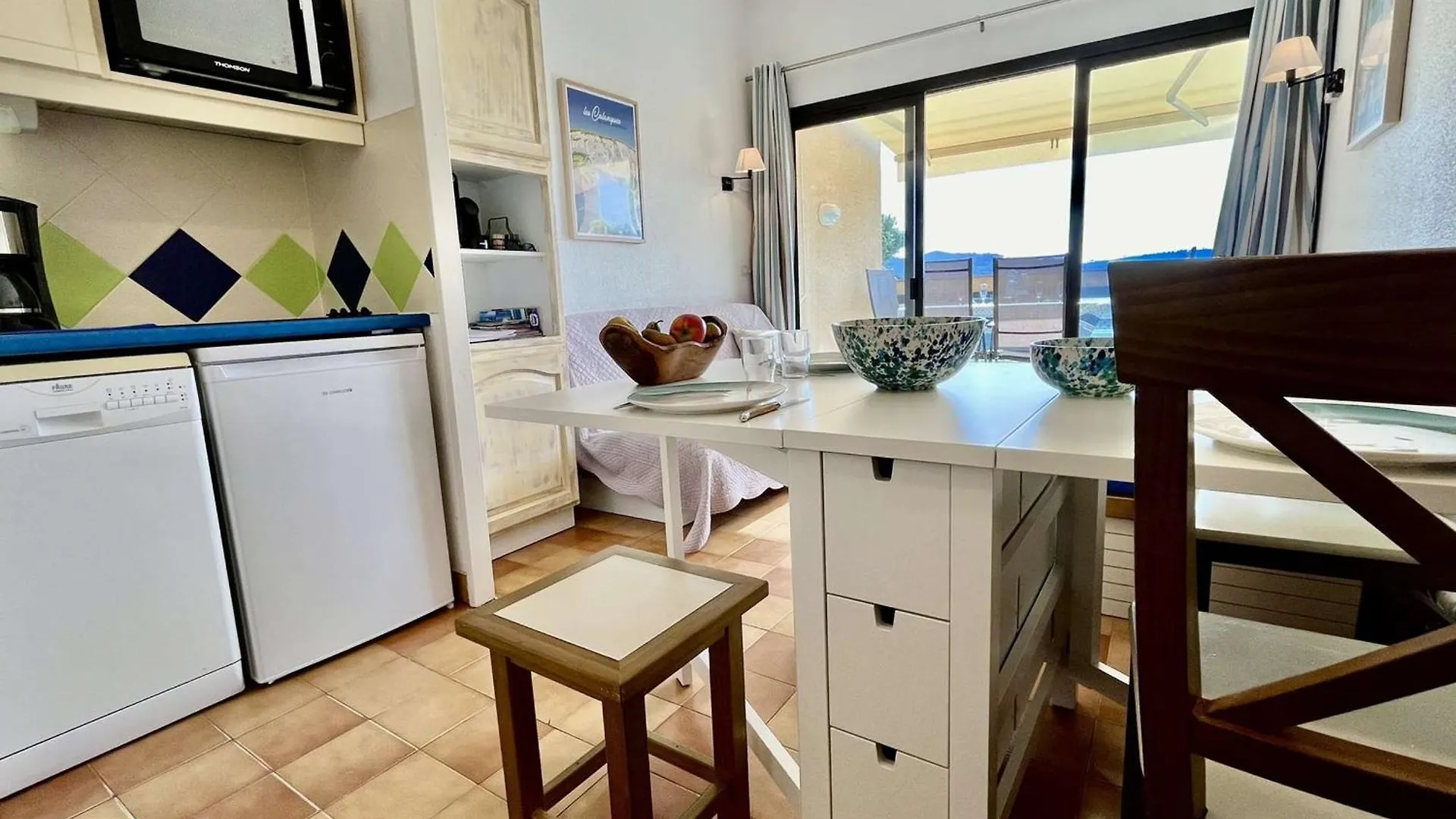 Apartment Appartement Avec Terrasse Vue Mer Et Parking A La Croix-Valmer - Fr-1-226B-231