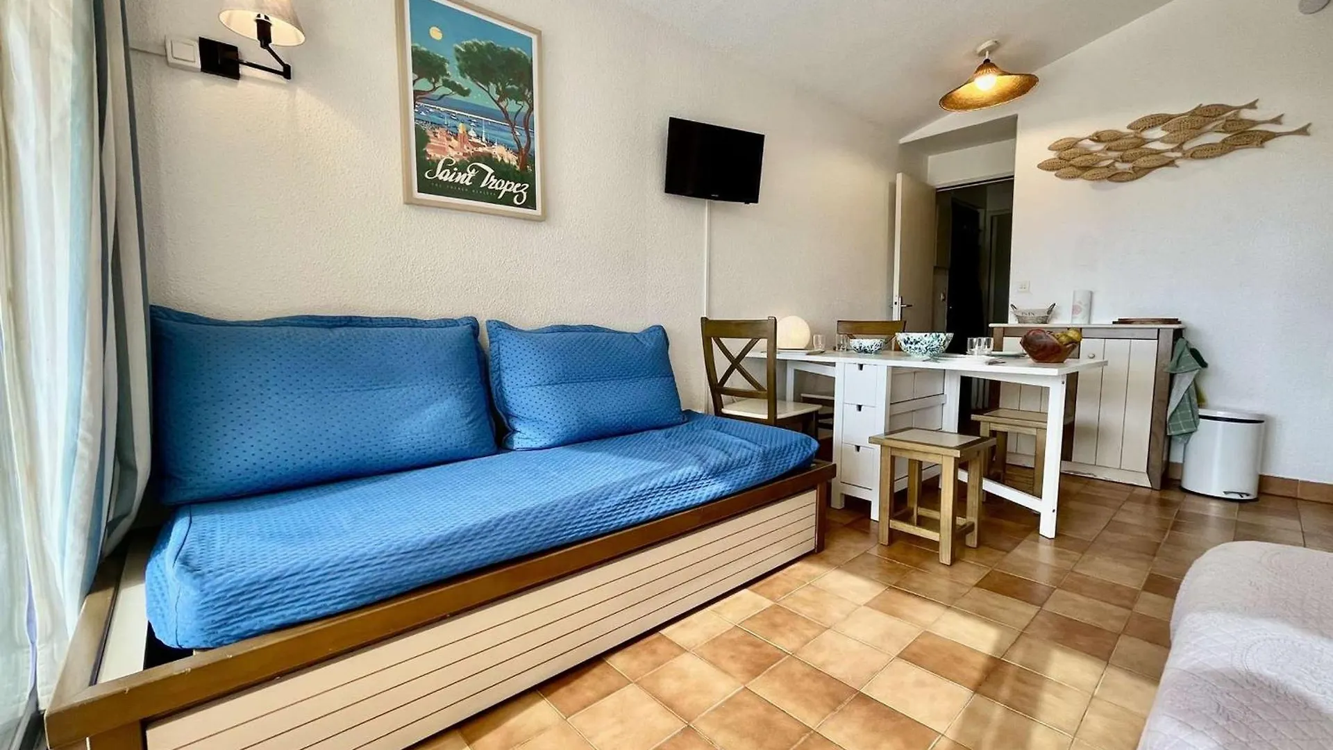 Appartement Avec Terrasse Vue Mer Et Parking A La Croix-Valmer - Fr-1-226B-231